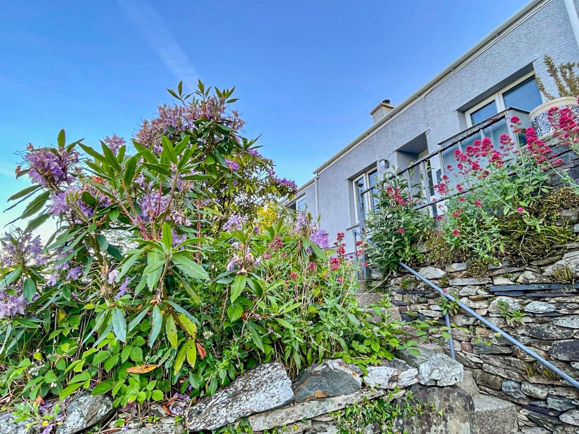 Hyfrydle Cottage Pen-y-groes 外观 照片