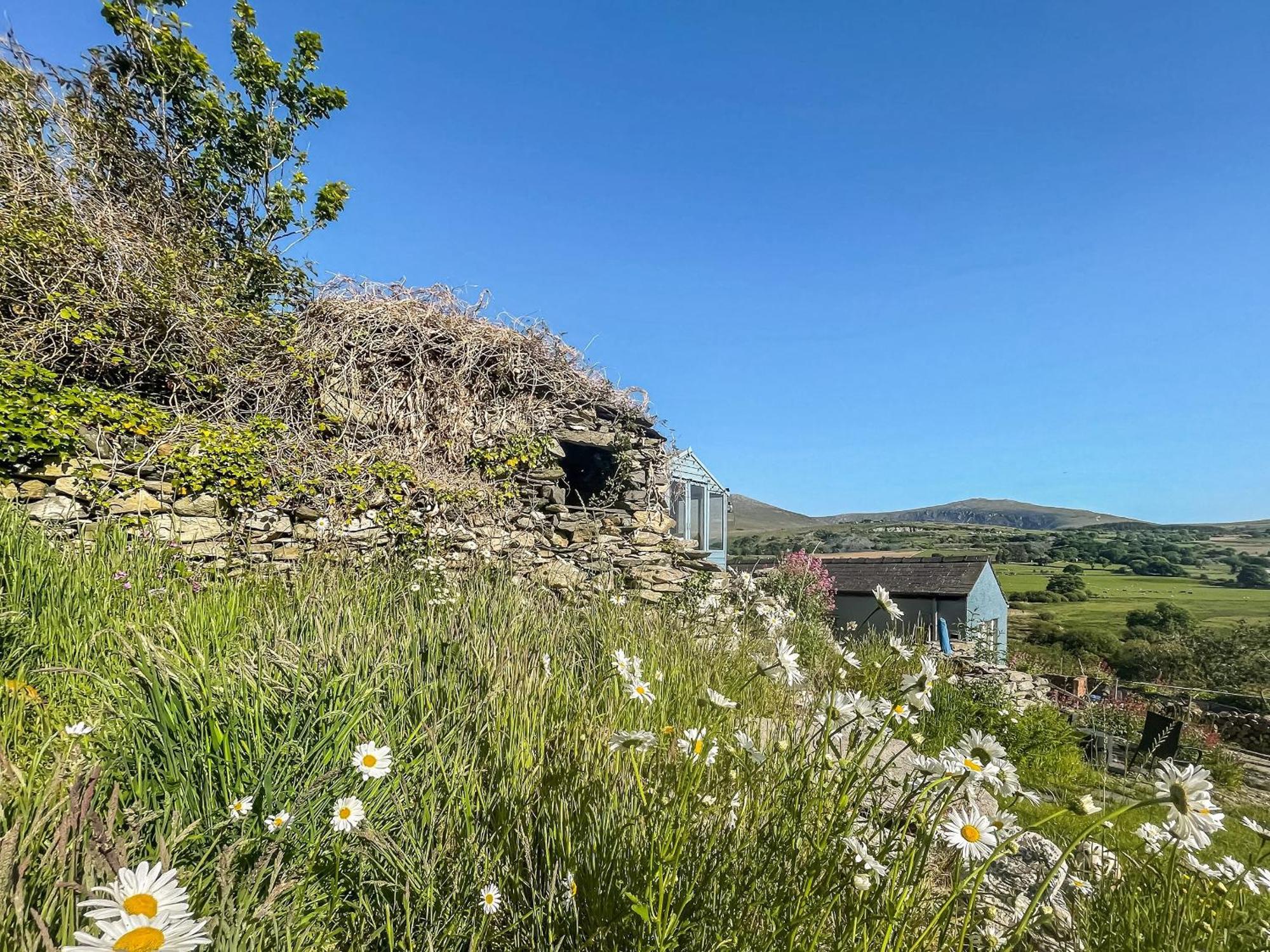 Hyfrydle Cottage Pen-y-groes 外观 照片